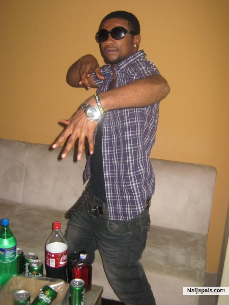  - click for next photo
