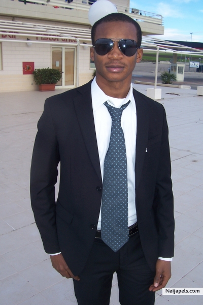  - click for next photo