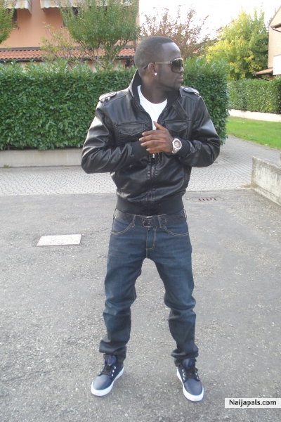  - click for next photo