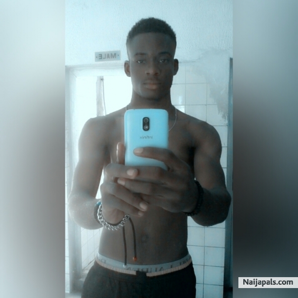 Me loving myself - click for next photo