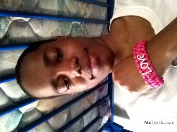 Symone - click for next photo
