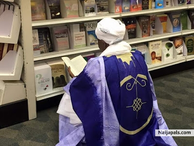 Emir of Kano in Book Shop @Jedda Saudi Arabia Sept. 2015 - click for next photo