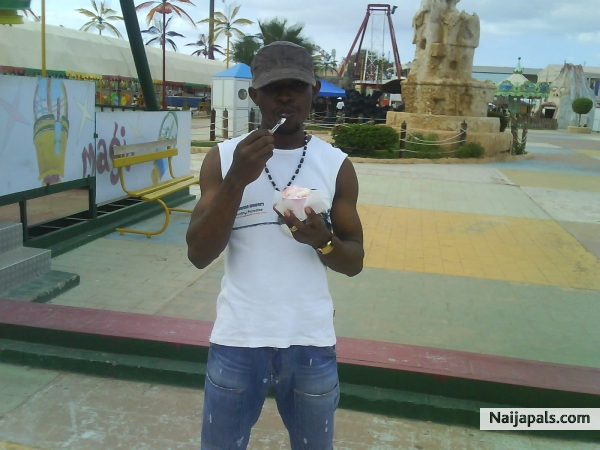  - click for next photo