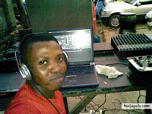 djdon - click for next photo