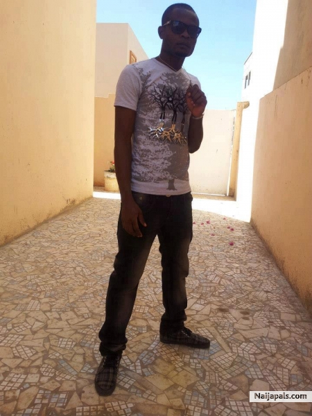  - click for next photo
