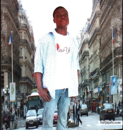  - click for next photo