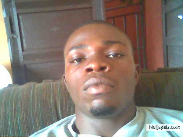 I' m the man who want' s some fun - click for next photo