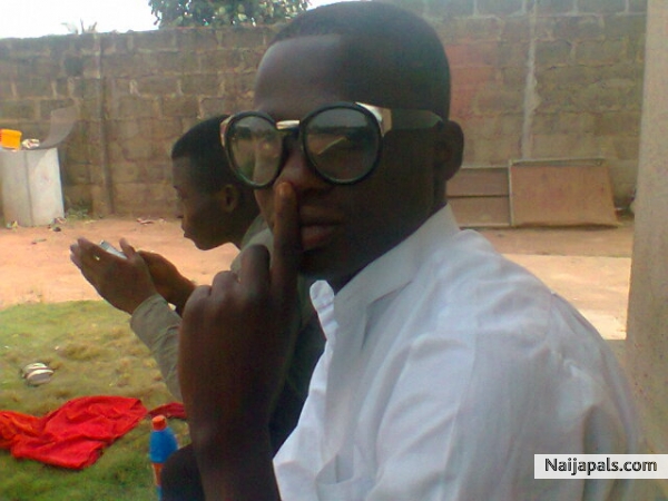 Konami wit bee jay - click for next photo