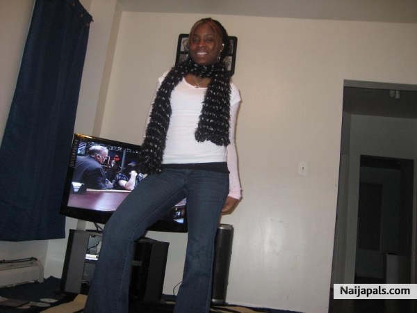 toyin - click for next photo