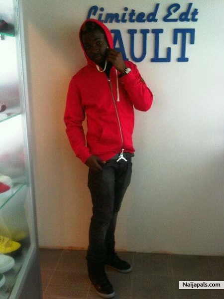  - click for next photo