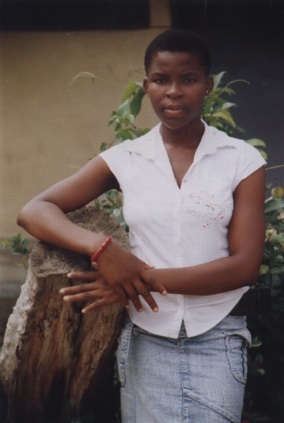 dum_kens2002