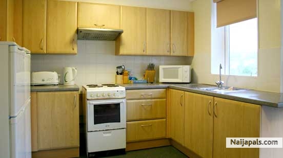 A kitchen at an Ashenhurst House - click for next photo