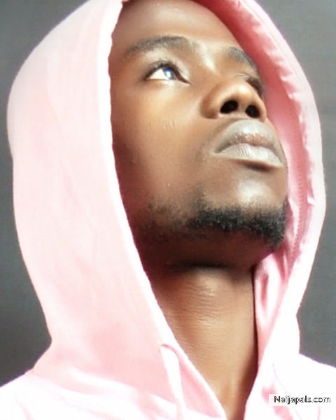 am starin . - click for next photo