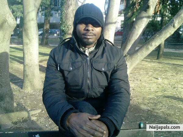  - click for next photo