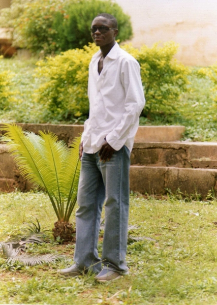  - click for next photo