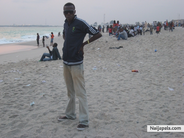 - click for next photo