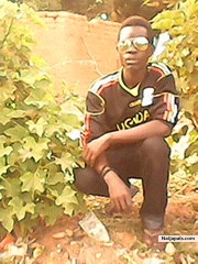  - click for next photo