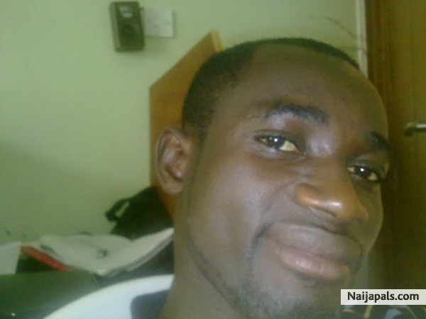 Mua - click for next photo