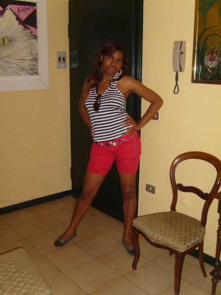  - click for next photo