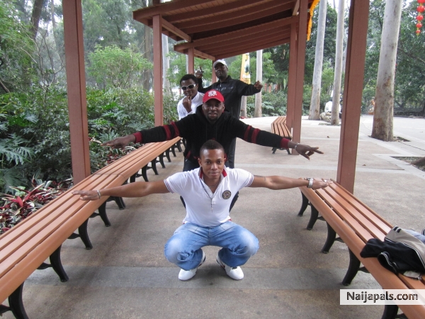  - click for next photo