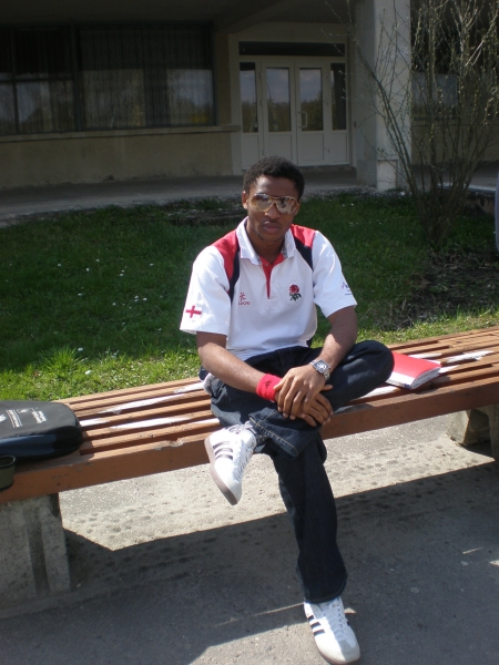  - click for next photo