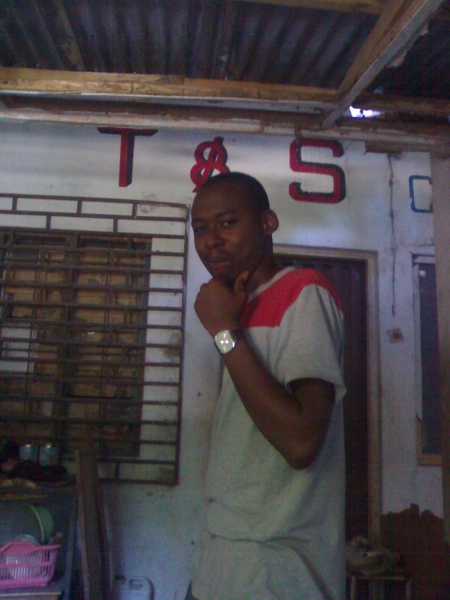  - click for next photo