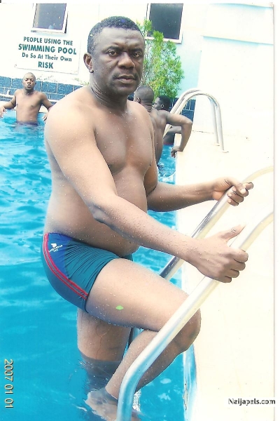  - click for next photo