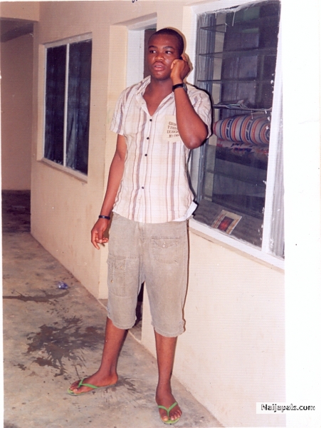  - click for next photo