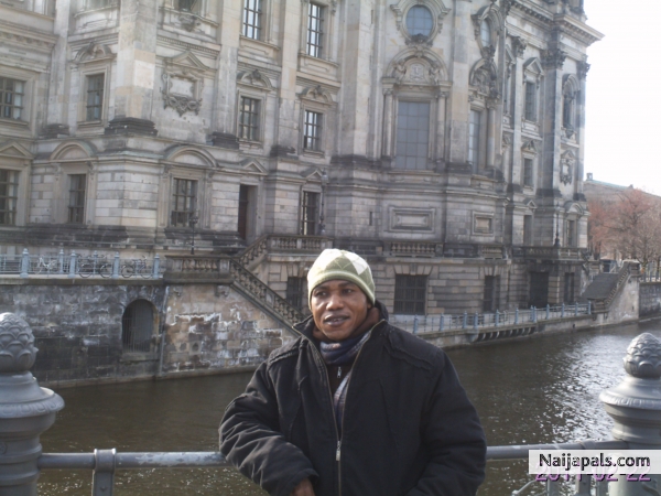 LIFE IN GERMANY - click for next photo
