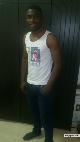  - click for next photo