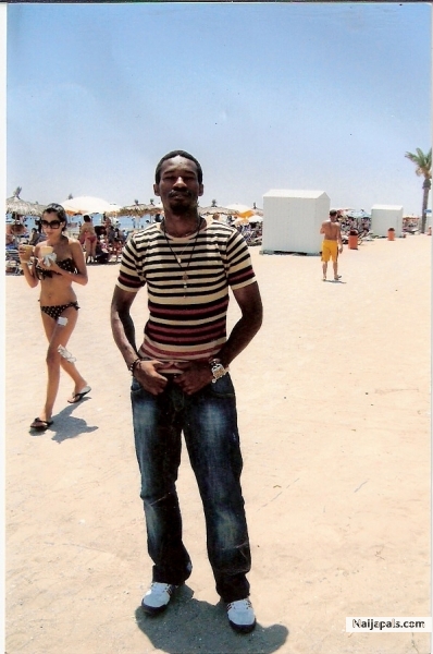  - click for next photo