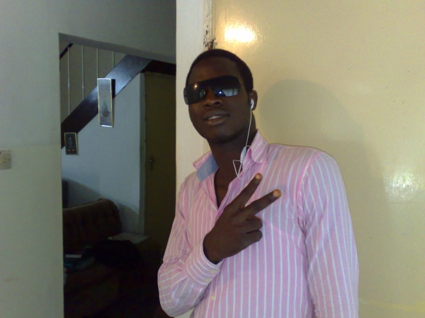  - click for next photo