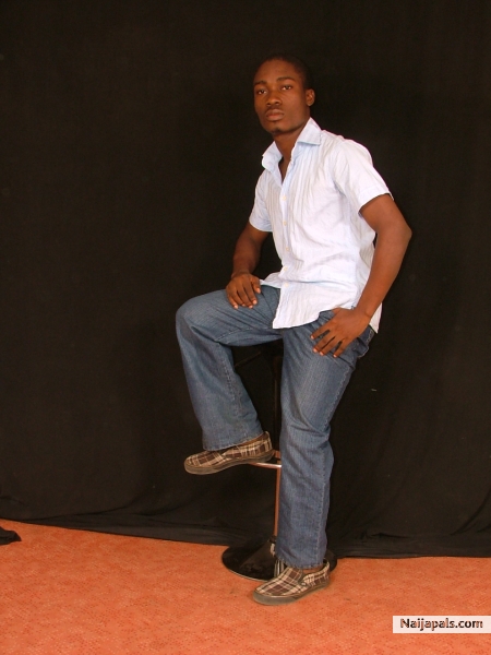  - click for next photo