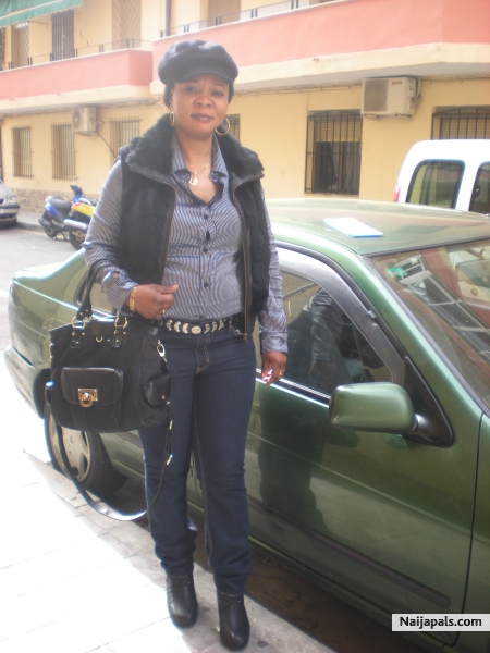  - click for next photo