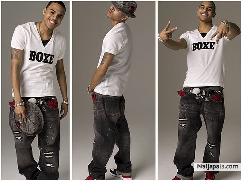 celebrity - click for next photo