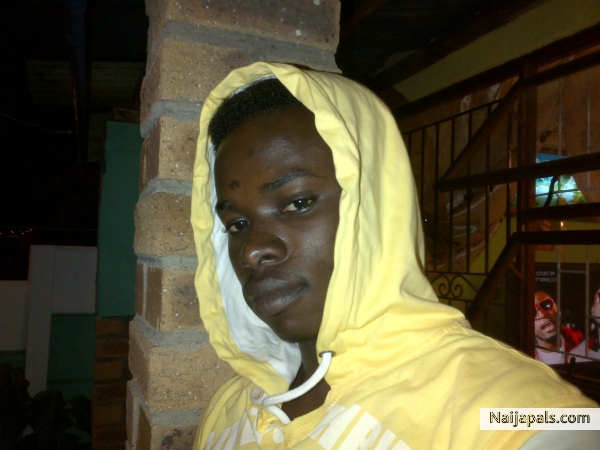  - click for next photo