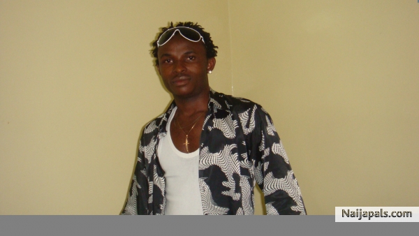 4real - click for next photo