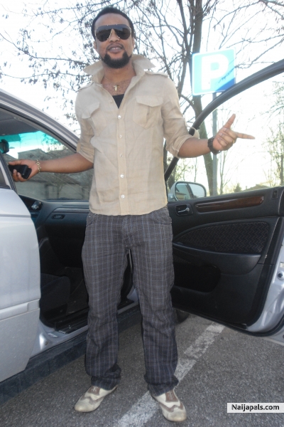  - click for next photo
