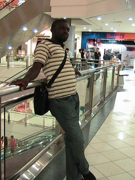  - click for next photo