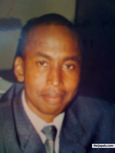 AHMAD TIJJANI - click for next photo