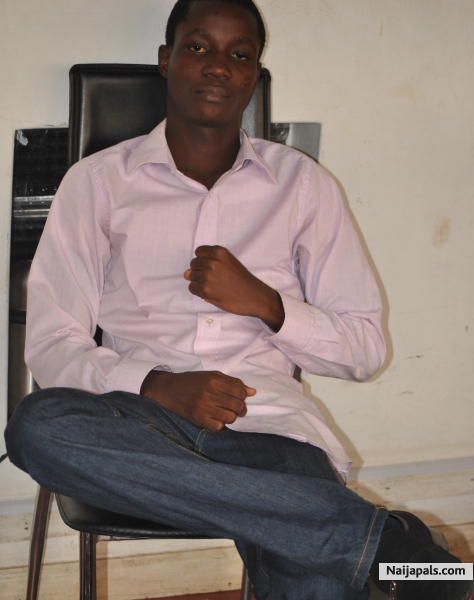  - click for next photo