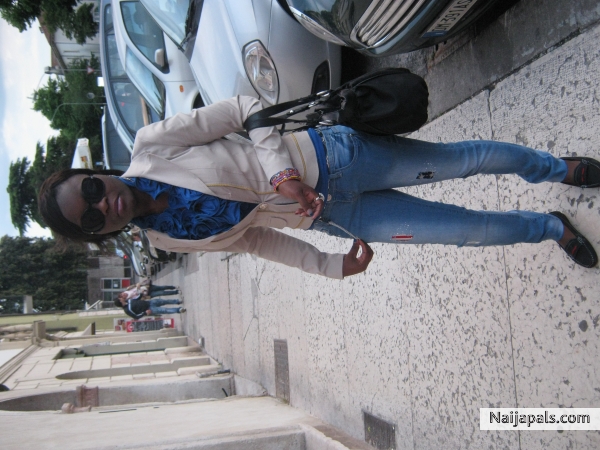  - click for next photo