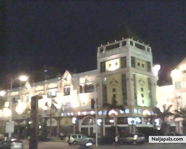  - click for next photo