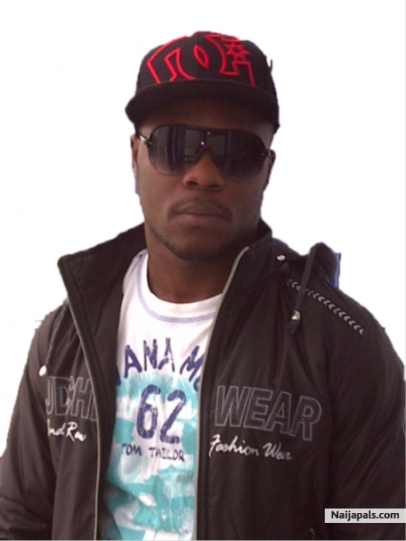 Doublesoul is an artist who currently base in Dubai but always get in touch with Nigerians. - click for next photo