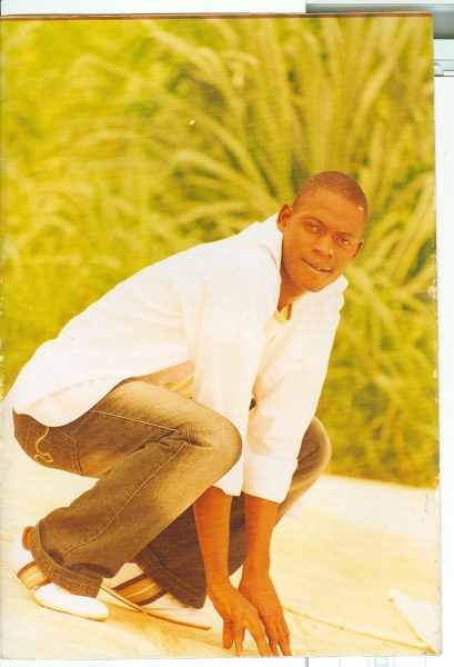  - click for next photo