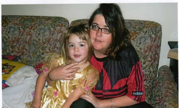 eve and daughter - click for next photo