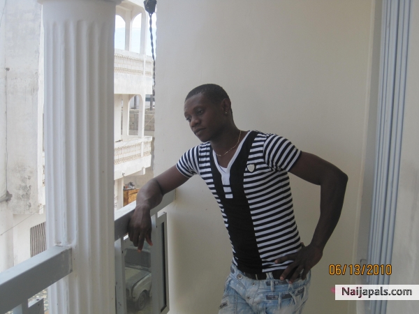4real - click for next photo