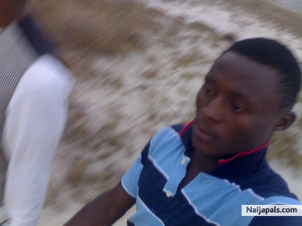  - click for next photo