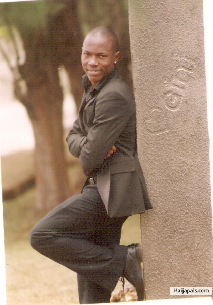 Isn' He Charming? - click for next photo