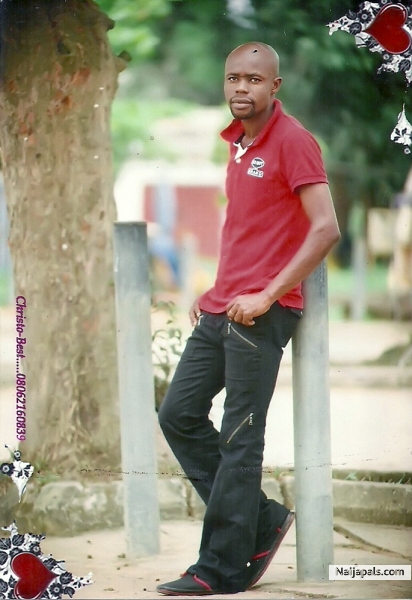  - click for next photo